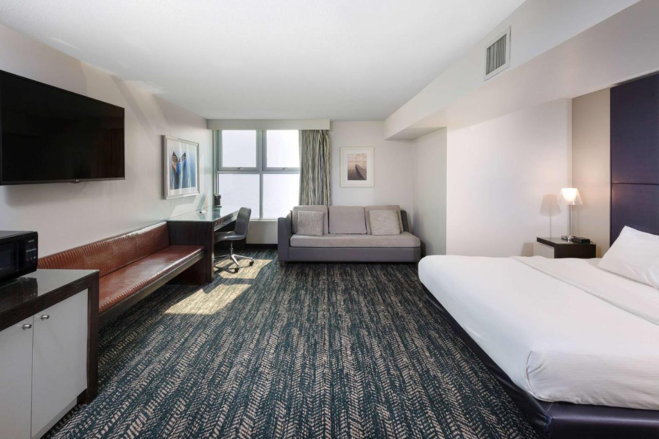41 Lakefront Hotel, Trademark Collection By Wyndham Geneva Exterior photo